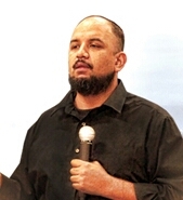 Pastor_Karloz_Velazquez.jpg